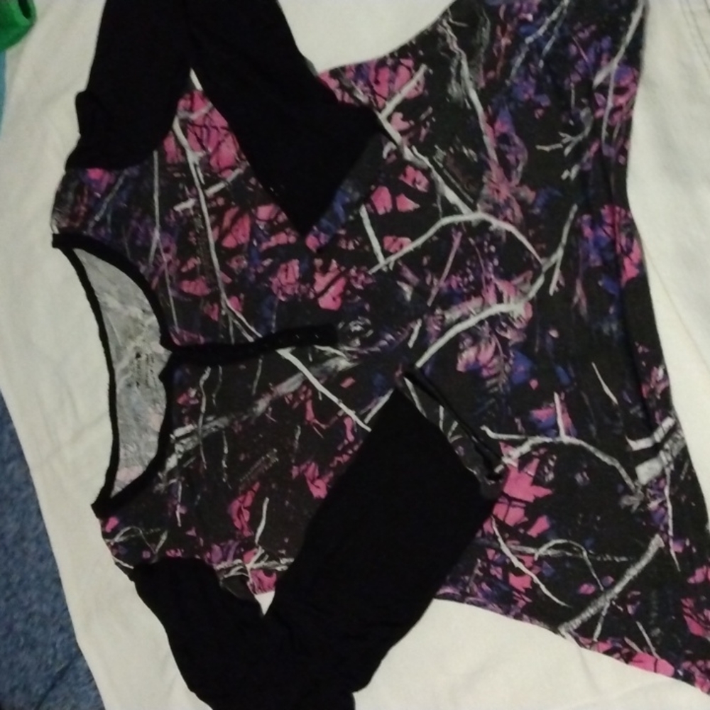 Muddy girl long sleeved shirt
